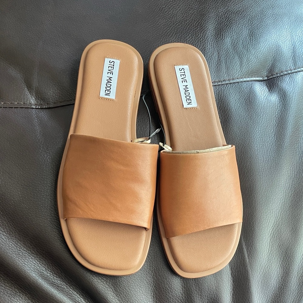 Steve Madden Women's Tan Slide Sandals